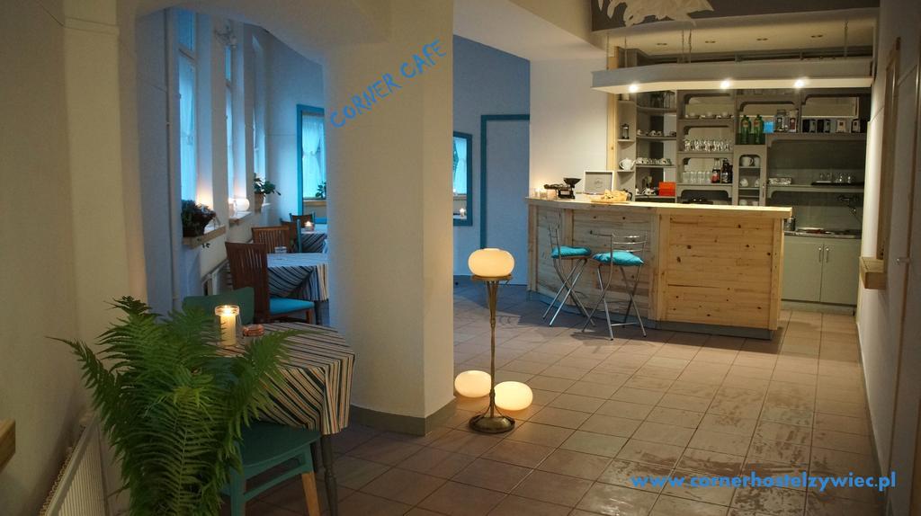 Corner Hostel Żywiec エクステリア 写真