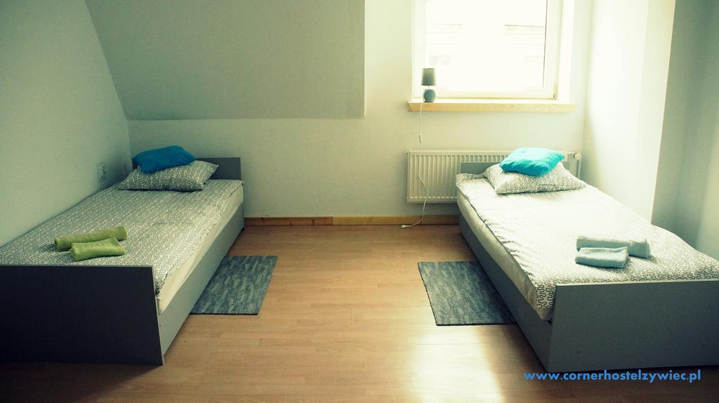 Corner Hostel Żywiec エクステリア 写真